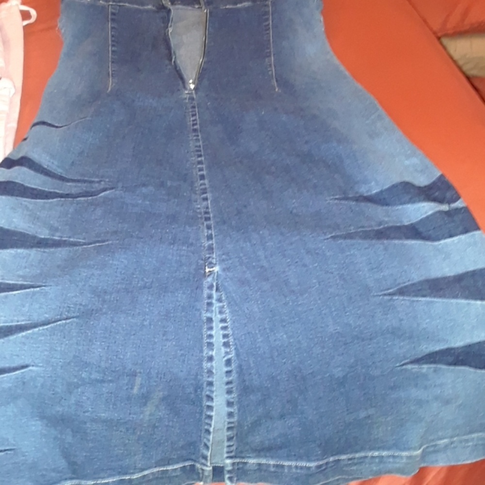 Jeans/skirts/dresses/jackets/shirts